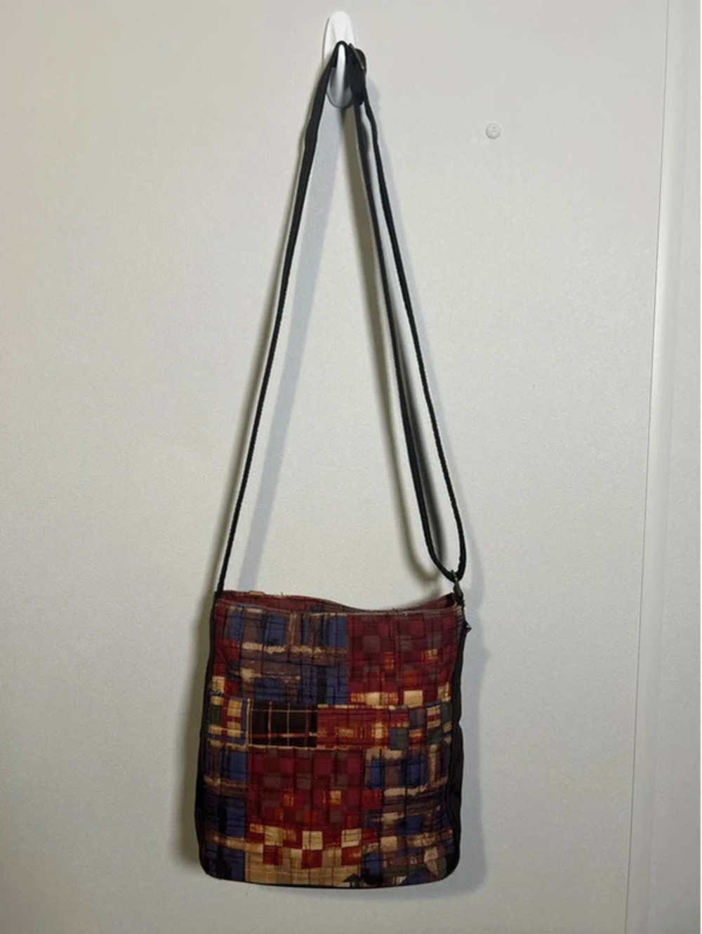 Donna Sharp Quilted Crossbody Bag Patchwork Burgundy Navy EUC